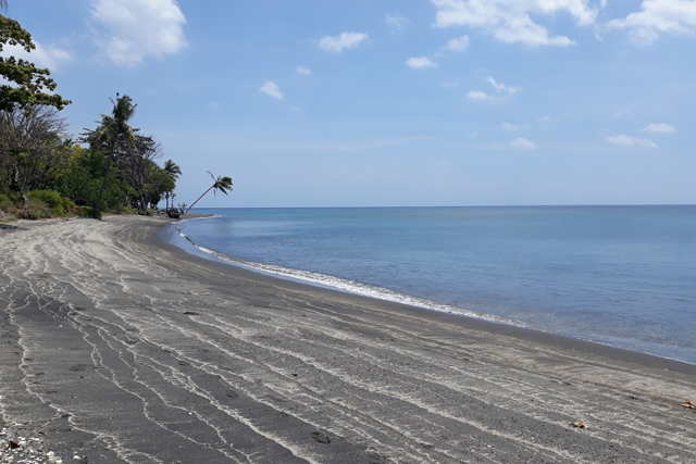 pantai montong pal