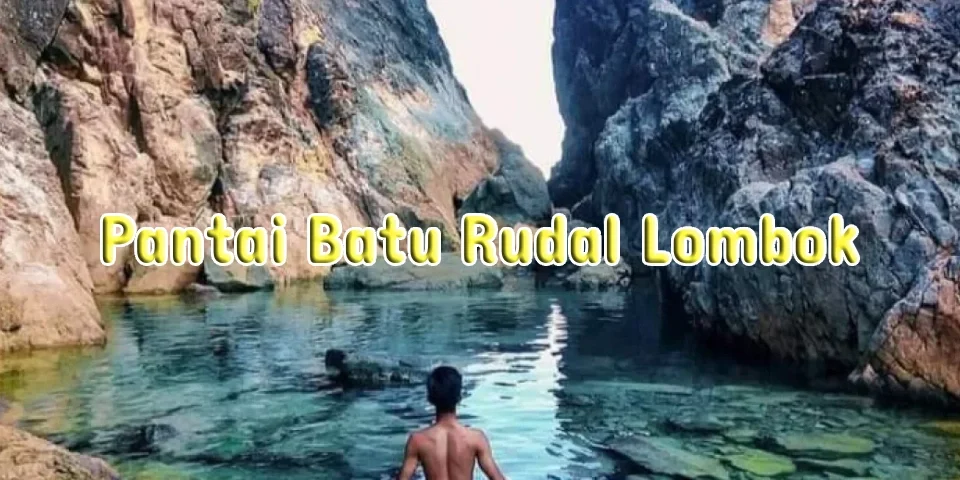 Pantai Batu Rudal Lombok