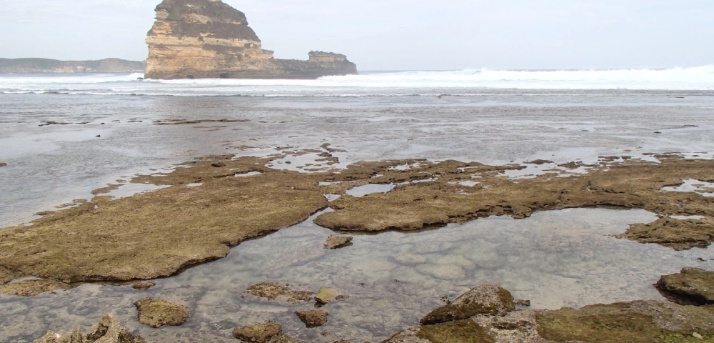 Pantai Ebuak di Pulau Lombok